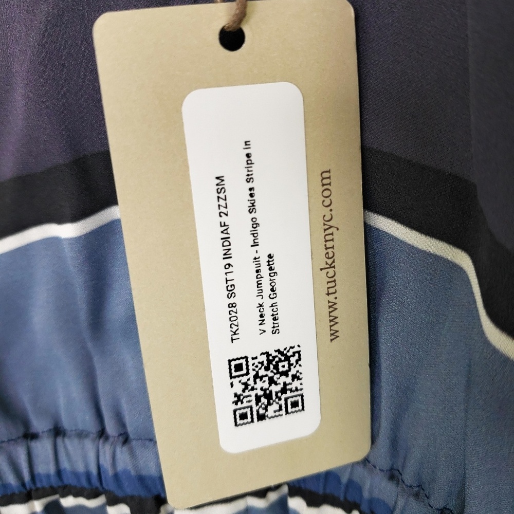 **Store CLOSING SALE** Tucker NYC V neck Jumpsuit Indigo Skies Stripe - Picture 7 of 8